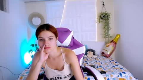 LAURA online show from May 5, 7:39 pm