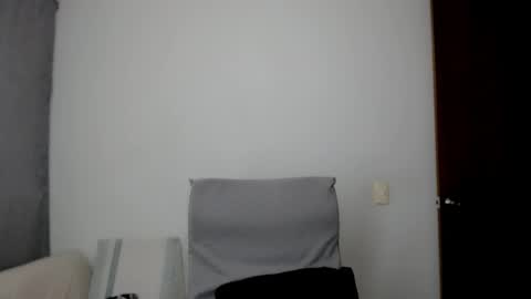 Laura online show from May 21, 1:14 am