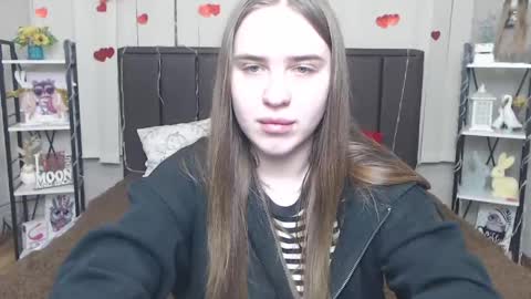LauraHlot online show from May 31, 6:09 pm