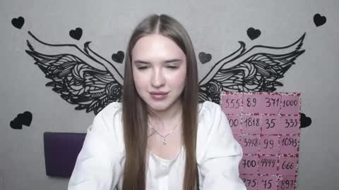 LauraHlot online show from April 16, 6:07 pm