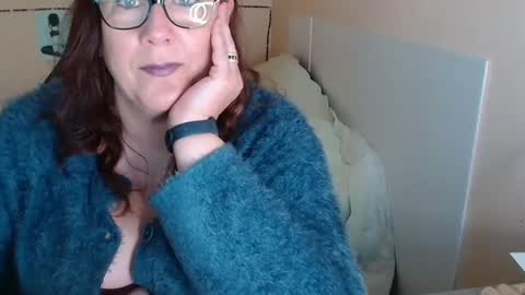 laureanne online show from January 17, 10:00 am