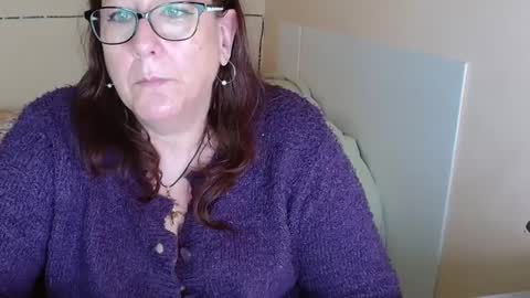 laureanne online show from January 28, 10:34 am