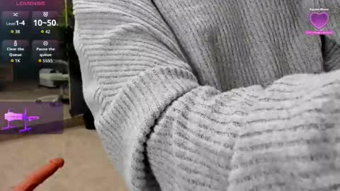 Laura online show from October 23, 7:03 am