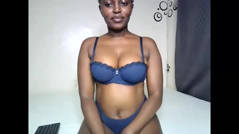 lav285407 online show from March 16, 6:12 pm