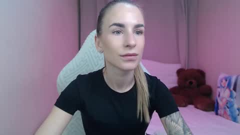 laymablast online show from March 26, 7:43 am