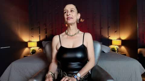 Leana online show from October 6, 11:49 am