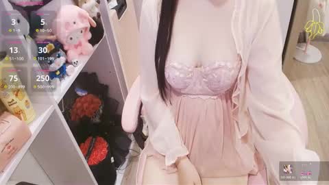 Lee online show from May 12, 4:13 pm