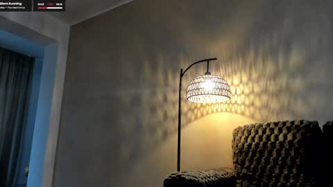 Elle  online show from March 14, 6:36 am