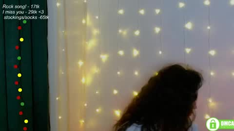 hey Im Leia and I love rock  online show from May 22, 7:12 pm
