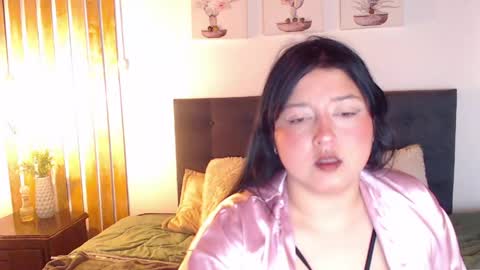 LEIA  online show from April 24, 2:14 am