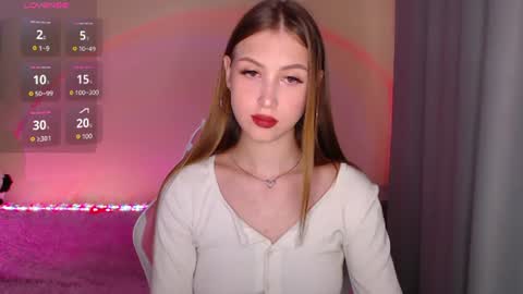leiakiss online show from June 13, 5:21 pm
