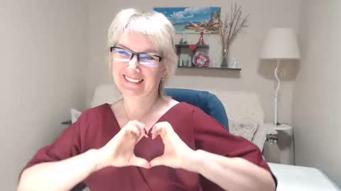 Leila Kinky online show from March 5, 12:01 pm