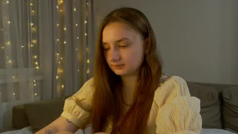 Lelia online show from April 14, 7:36 pm