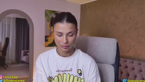 Lenna Goddess online show from October 16, 4:15 am