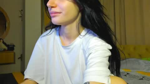 lesyaliss online show from May 16, 12:24 am