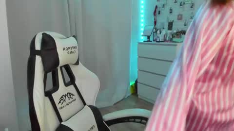 Fiona online show from February 19, 8:31 pm