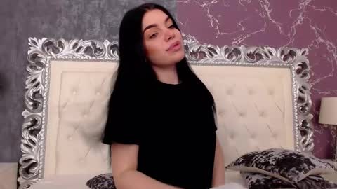 lexi__vicious online show from January 19, 5:15 am