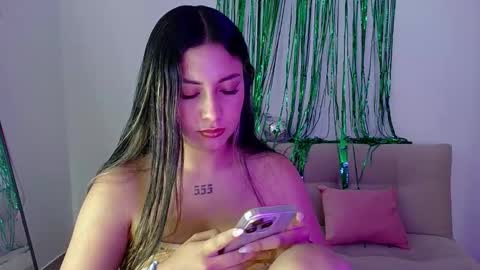 Lia  online show from March 18, 6:46 pm