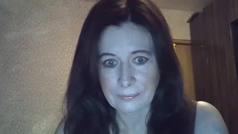 lia_ang online show from March 28, 3:44 pm