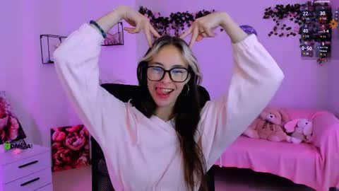 lia_dream_ online show from July 20, 10:39 am
