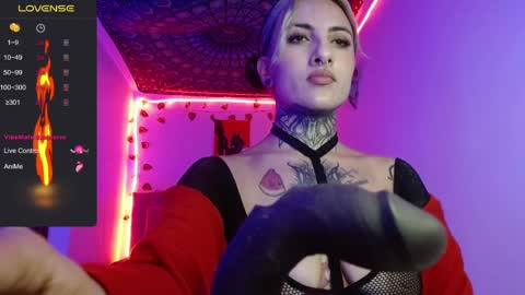 lia spicy   ig online show from April 1, 1:41 pm