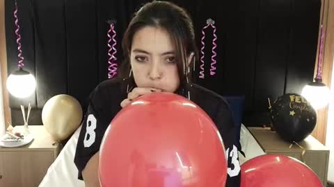 L I A M O N R O E online show from March 24, 12:32 pm