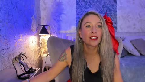 Lian online show from March 25, 7:50 pm