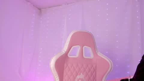    online show from February 13, 11:06 am