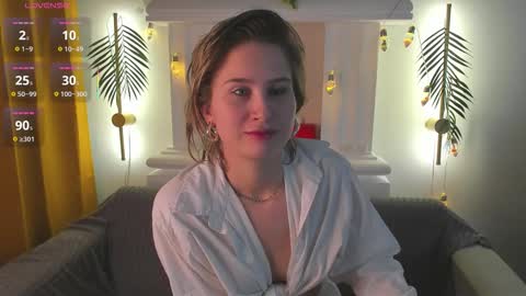 Lilian online show from December 18, 4:28 am