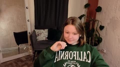 Lilian online show from April 11, 7:45 am