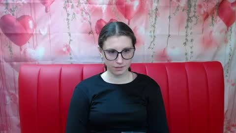 lilianashine online show from March 29, 5:06 am