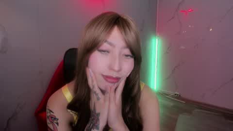 lilith cooper20 online show from March 30, 4:12 am