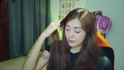 Lilith online show from April 15, 4:57 am