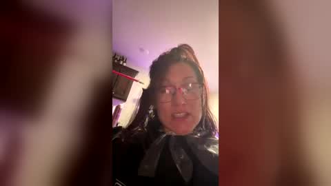 lilithmuse777 online show from June 27, 8:48 am