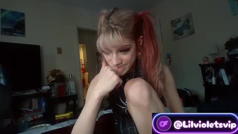 Little Violet online show from February 22, 6:31 pm