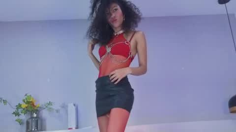 lily_obsession online show from April 27, 6:05 pm