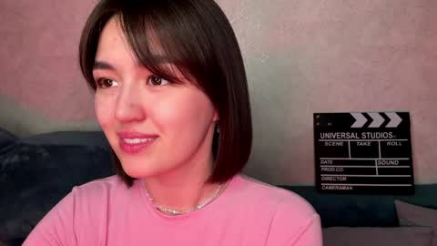Lily online show from May 10, 5:26 pm