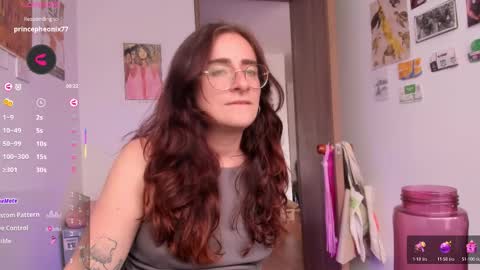 Giggles  online show from March 19, 5:06 pm