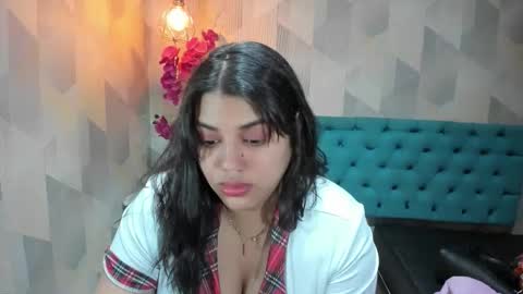    online show from February 14, 6:10 pm