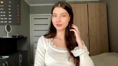 Linda online show from May 1, 12:30 pm