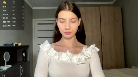 Linda online show from May 2, 12:30 pm