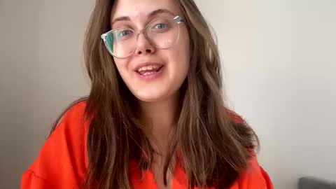 Emily online show from May 25, 12:59 pm