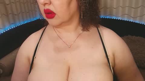 LIpsAddiction online show from April 4, 1:54 pm