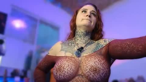 lisacasandra online show from August 8, 12:40 am