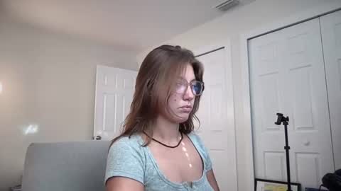 liv online show from June 17, 10:00 pm