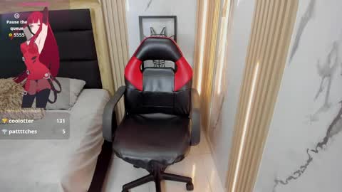 Lizzy online show from April 1, 1:41 pm