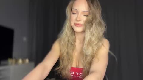 Lolla online show from February 10, 9:51 pm