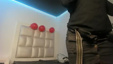 lola_js online show from June 5, 11:49 am
