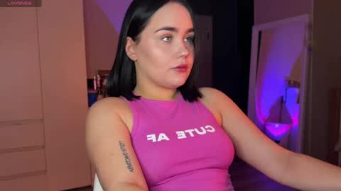 lola_purr online show from May 6, 7:51 pm