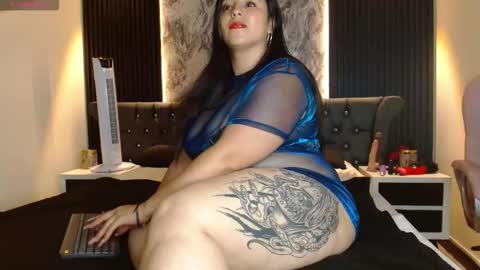 lolagolden1 online show from March 13, 11:33 am